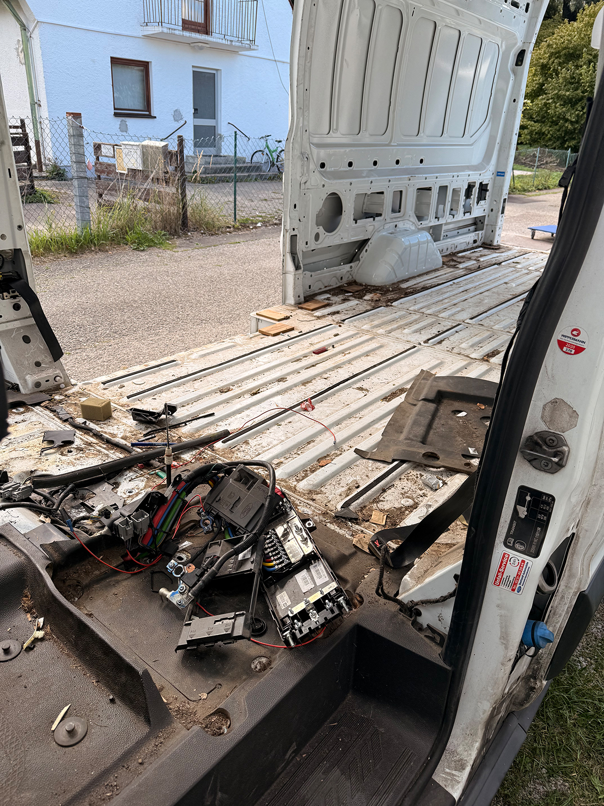 Transporter Brandschaden Detailansicht 53