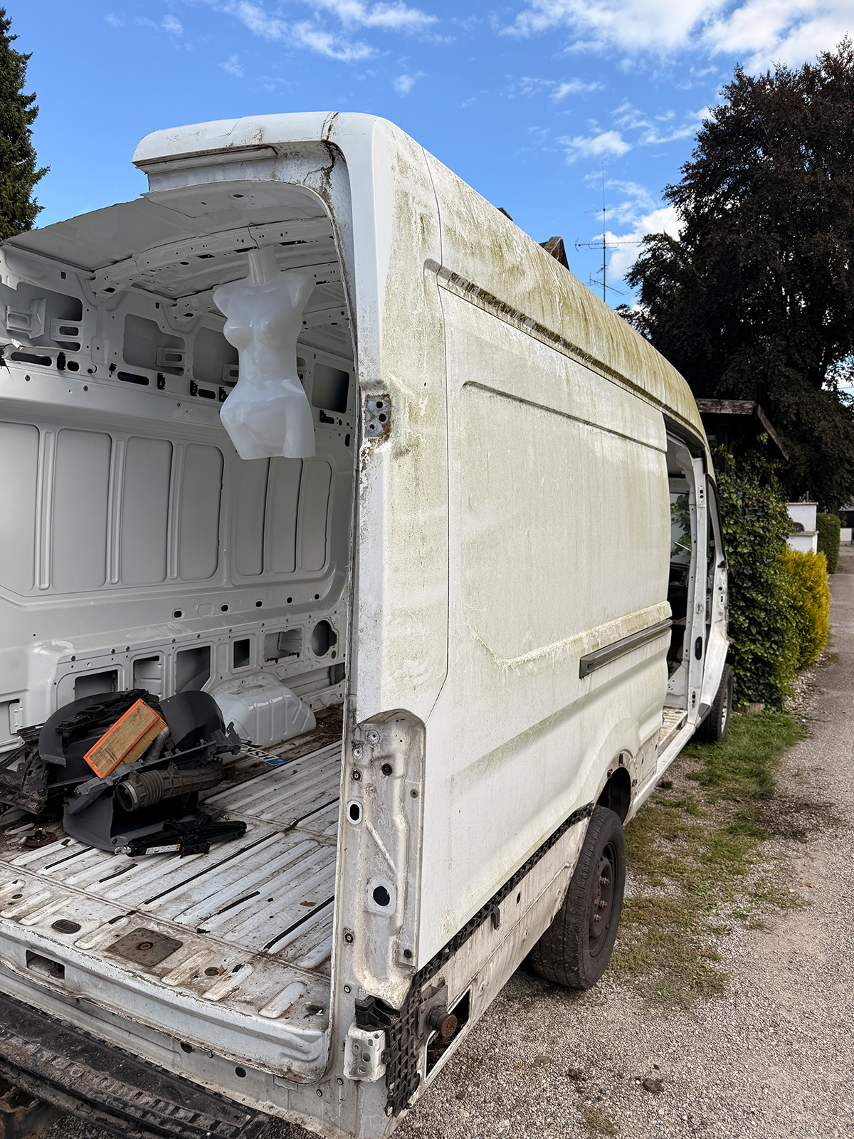 Transporter Brandschaden Detailansicht 55