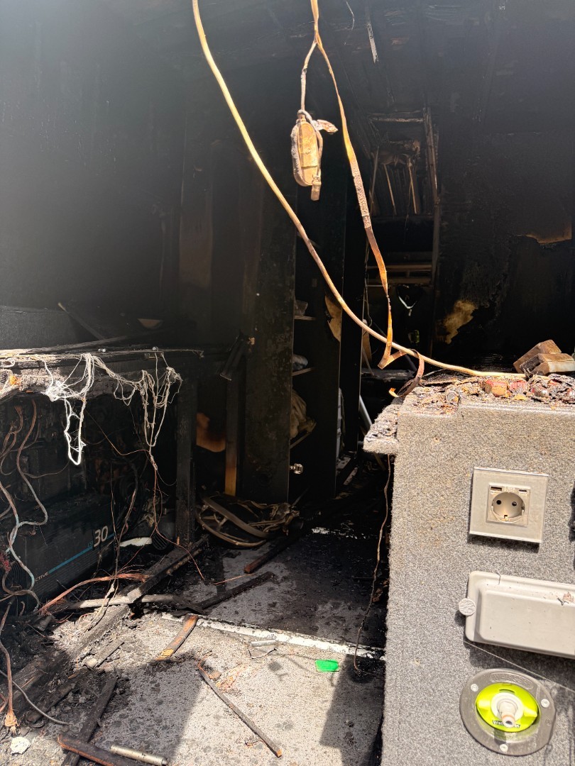 Transporter Brandschaden Detailansicht 23